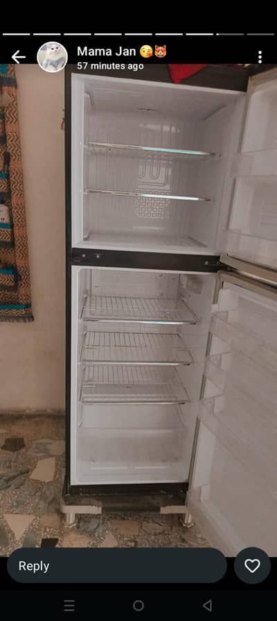 Fridge sell krni ha urgent jisko chahye contact me