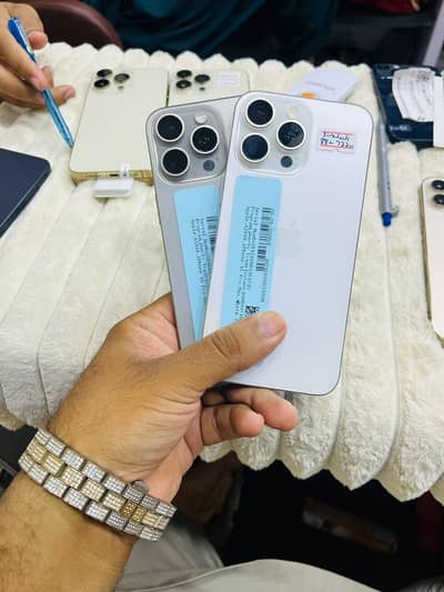 Apple iPhone 15 Pro Max 256GB JV