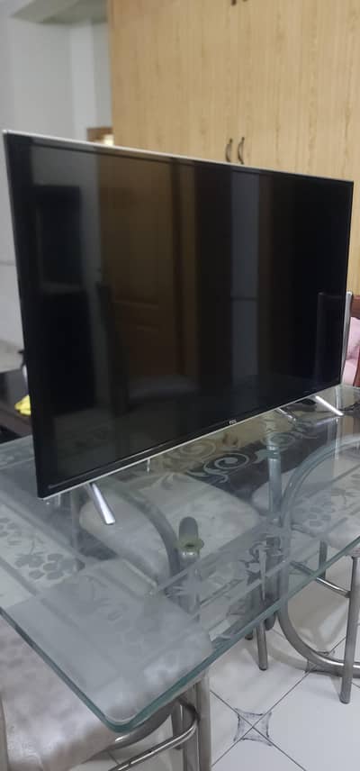 TCL 40" Smart LED TV
