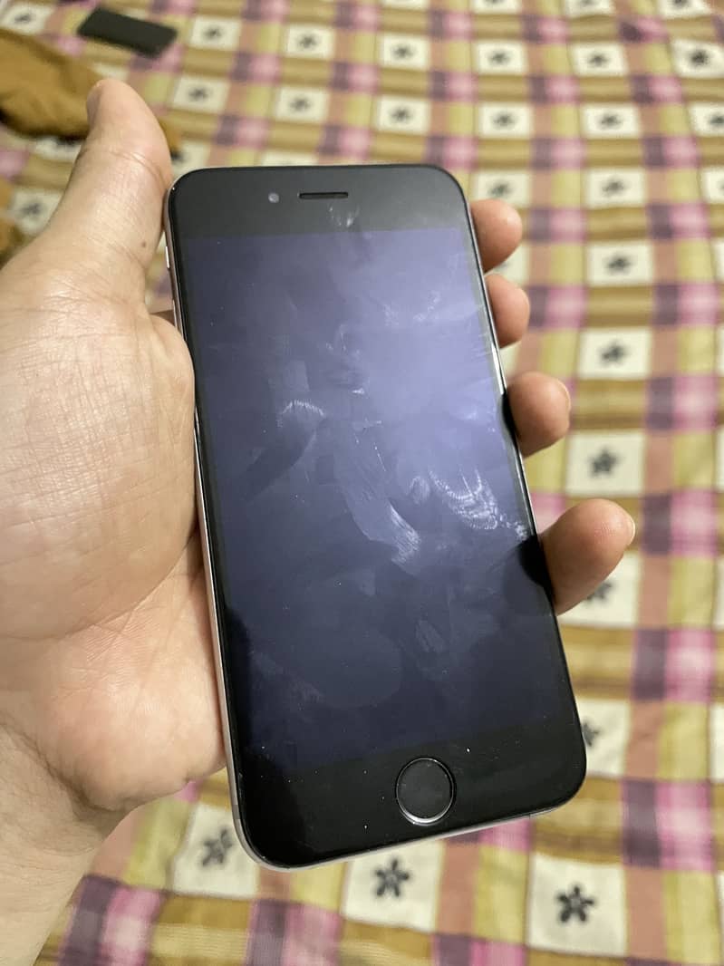 Apple iPhone 6S 1