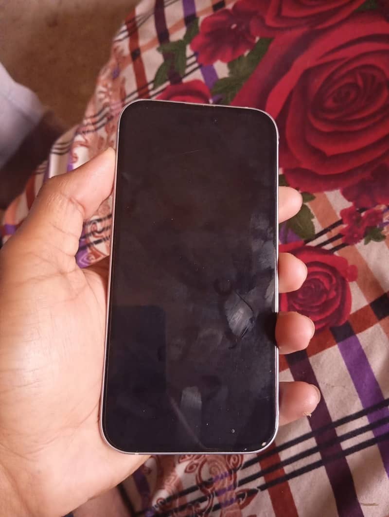 Apple iPhone 15 5