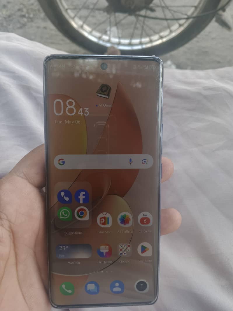 Tecno CAMON 30S 1