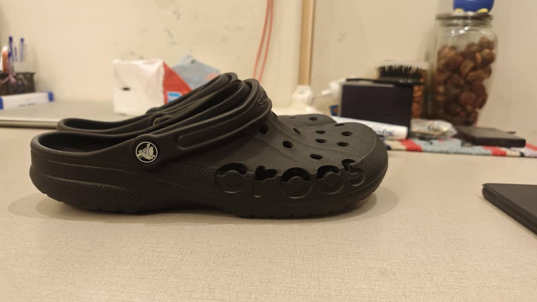 Crocs slipper 1