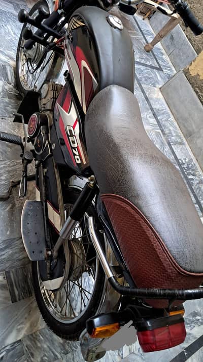 Honda CD 70 2025 Model – Neat & Well Maintained
