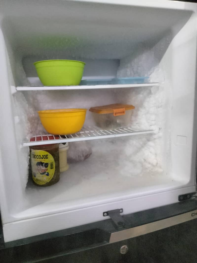 Dawlance fridge 4