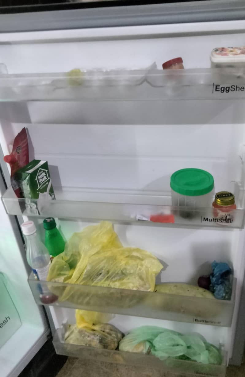 Dawlance fridge 7