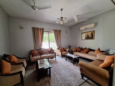 Prime Location 01 Kanal House For Sale