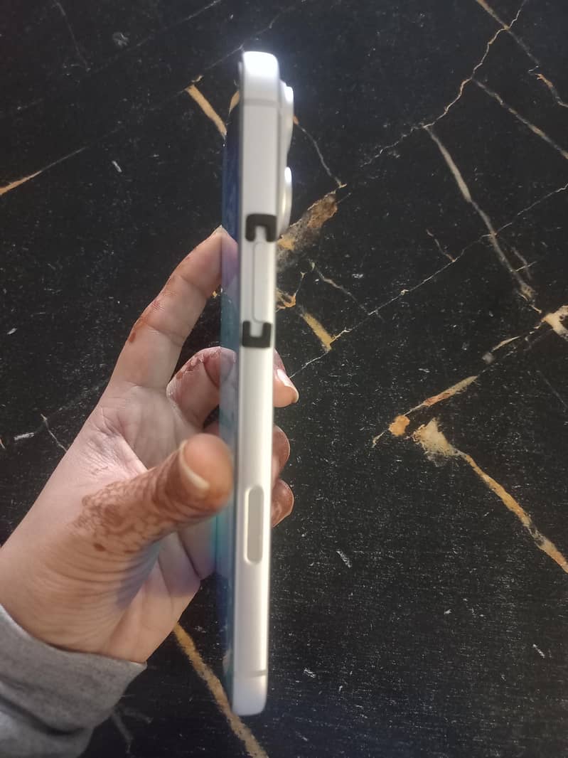 Apple iPhone 17 Pro Max 3