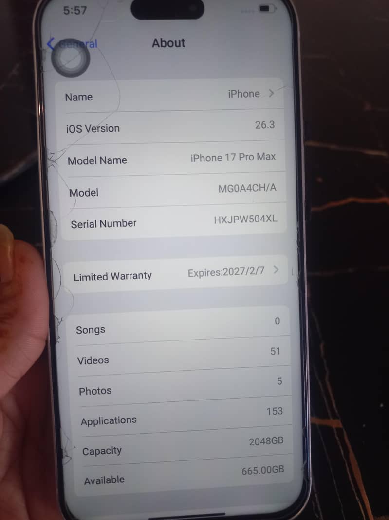 Apple iPhone 17 Pro Max 5