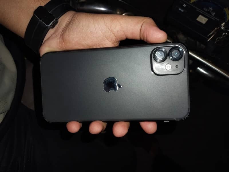 Apple iPhone 11 1