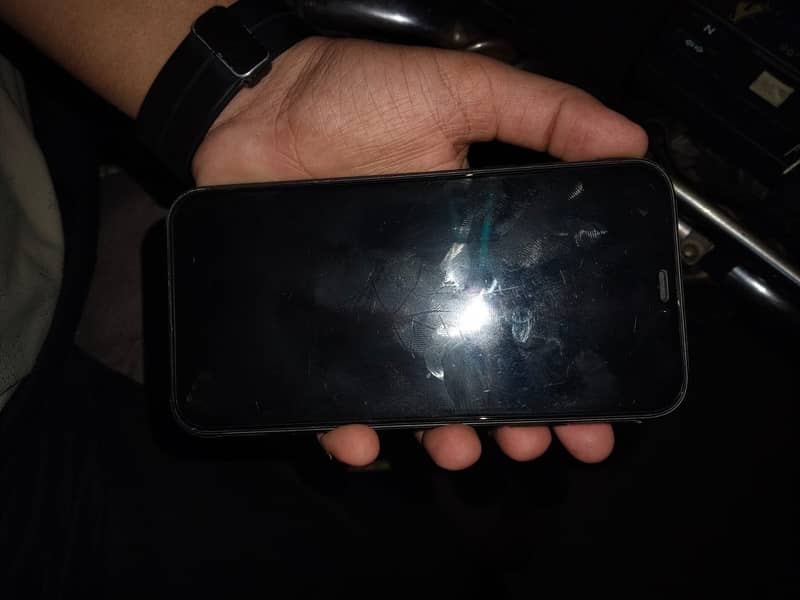 Apple iPhone 11 2