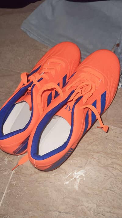 shoes football er grapers