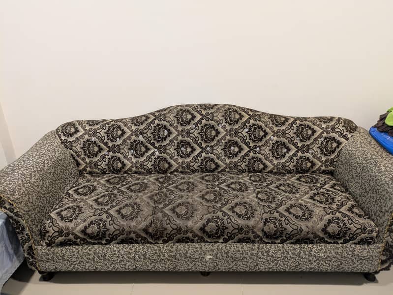 Sofa set with table 0