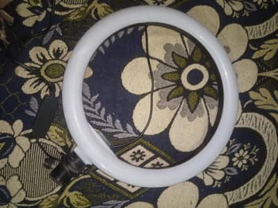 Ring light