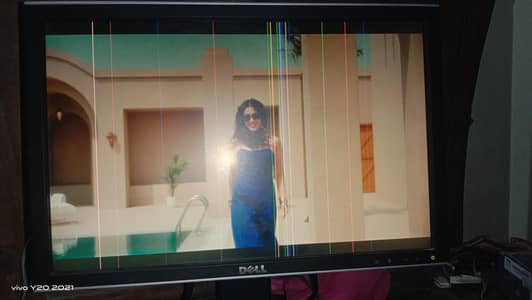 Dell 21" LED Monitor – Full Working | Only 6–8 Vertical Lines