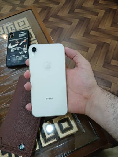 Apple iPhone XR Non Pta 64 Gb Waterproof