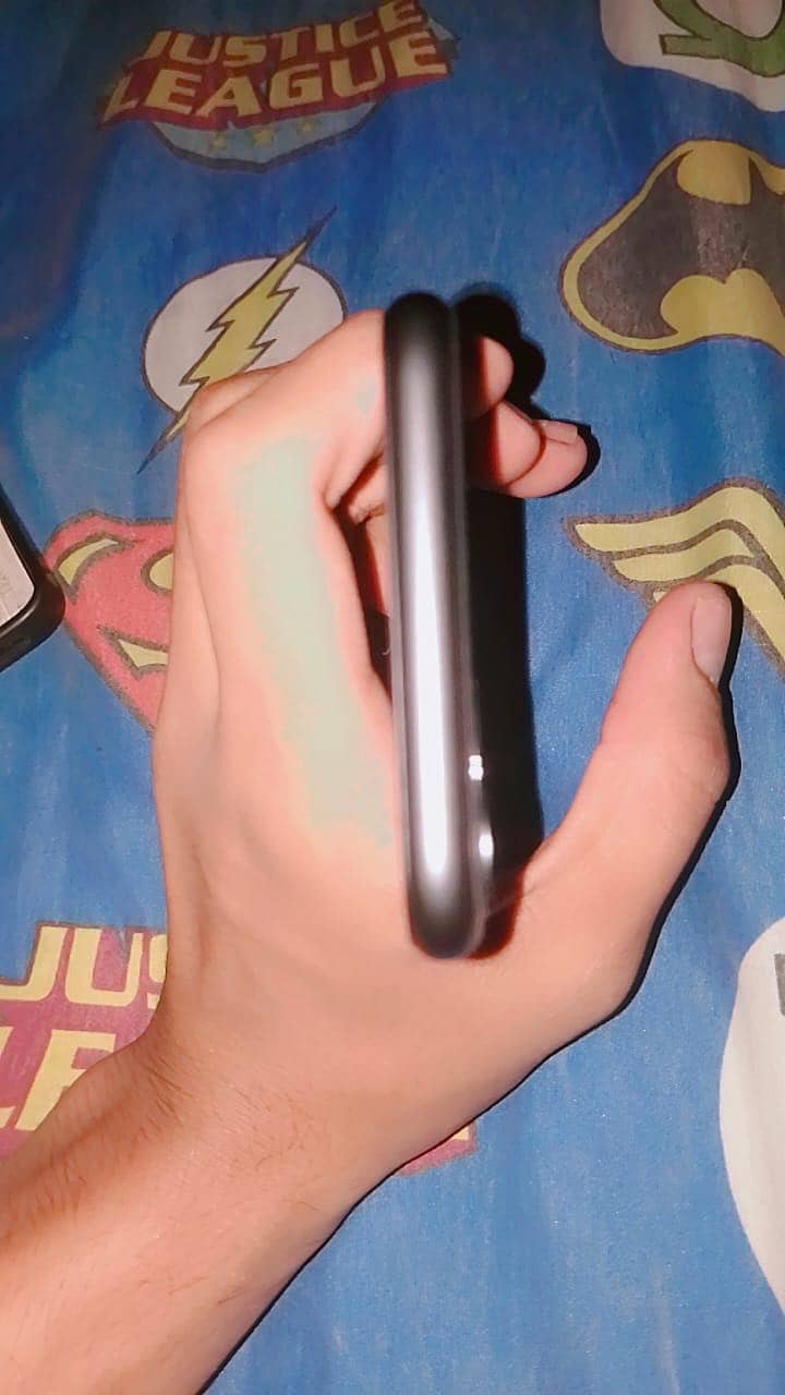 Mobile 1