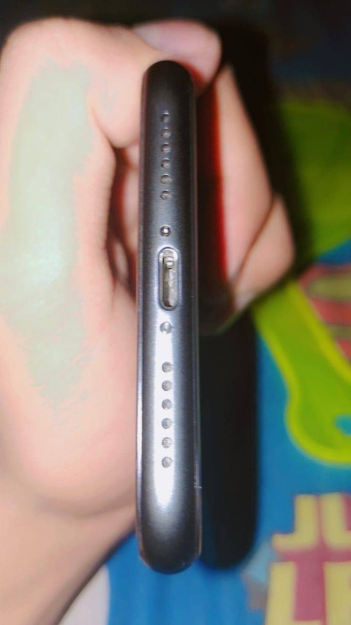 Mobile 3