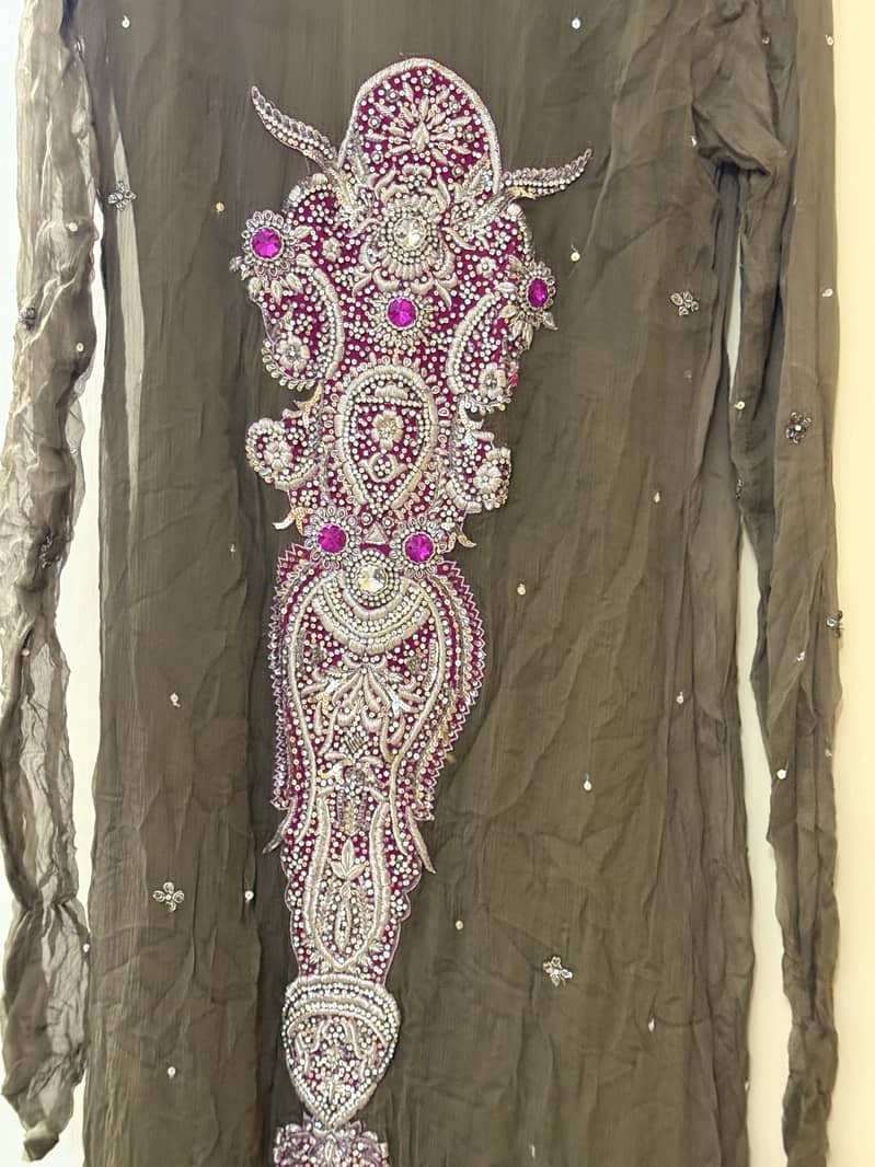 Size small 2