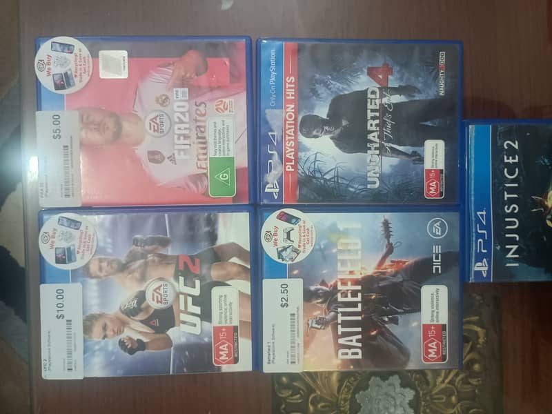 PS4 1TB 1