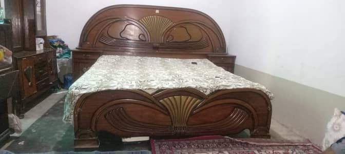 bed & dressing set