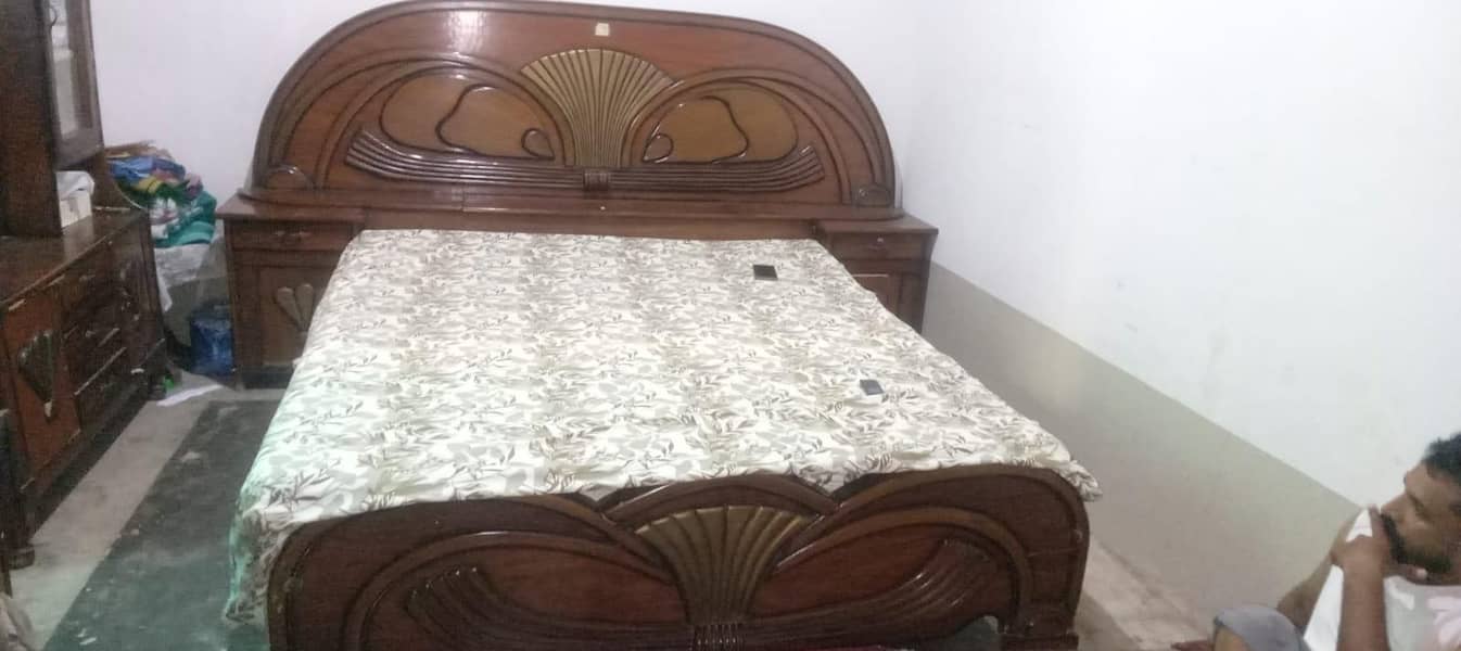 bed & dressing set 2