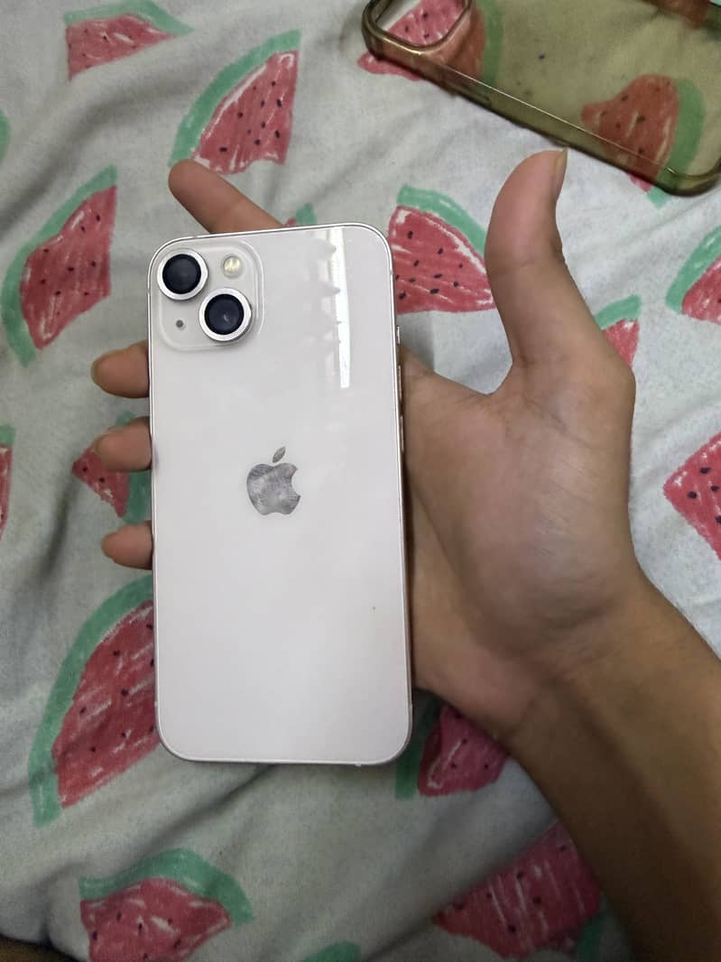 Apple iPhone 13 3