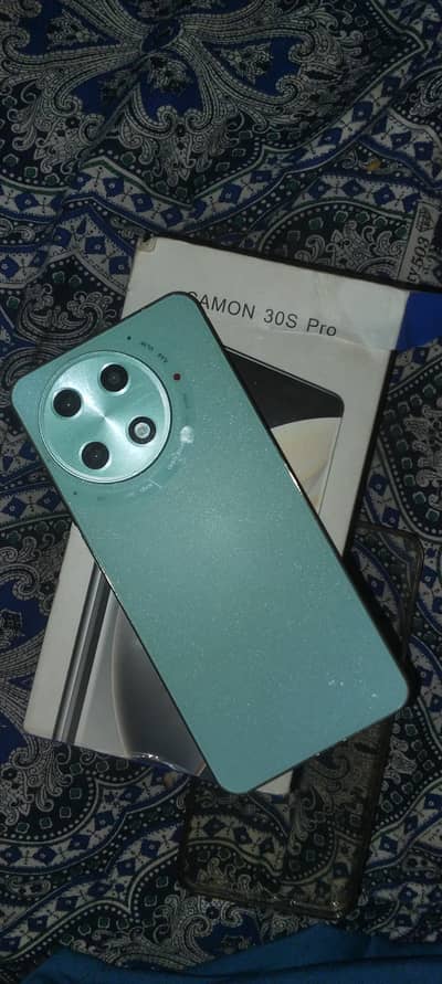 Tecno CAMON 30S Pro kitt