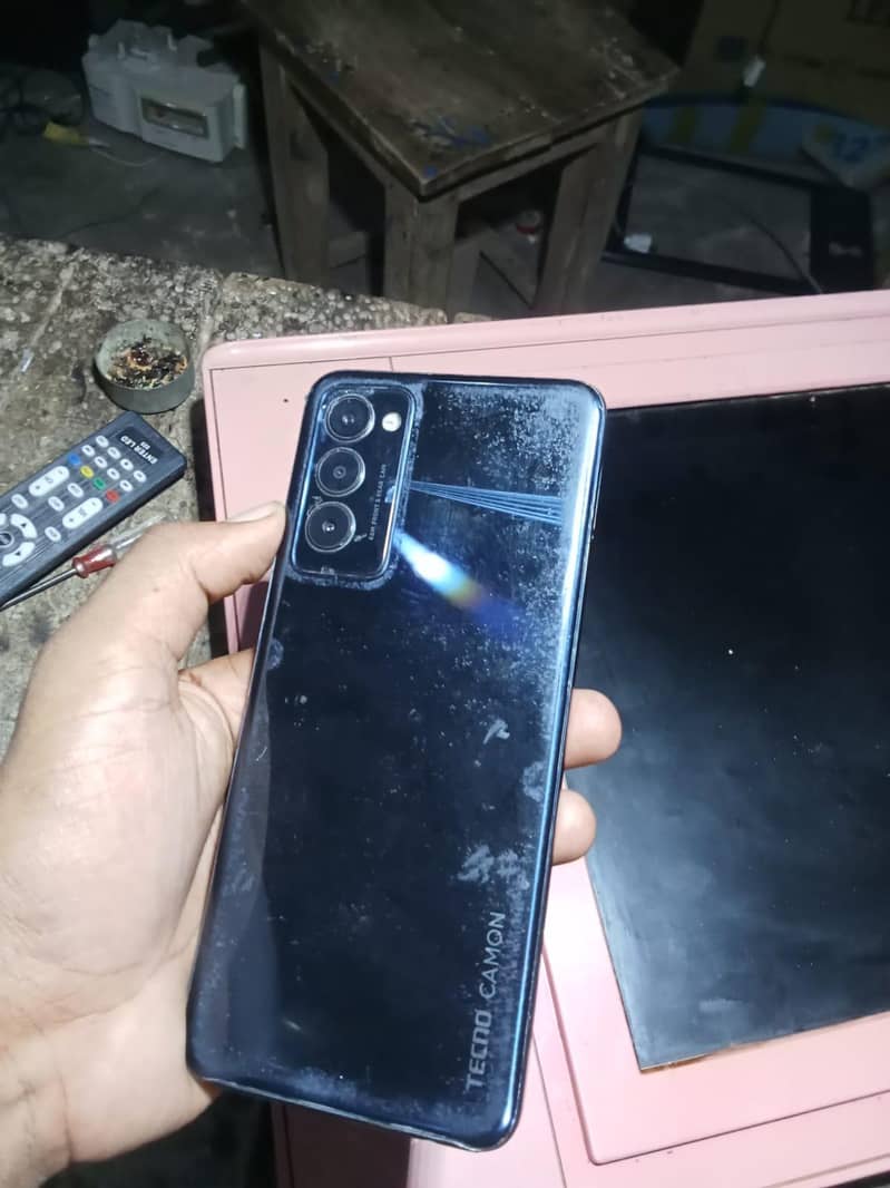 Tecno CAMON 18T 1