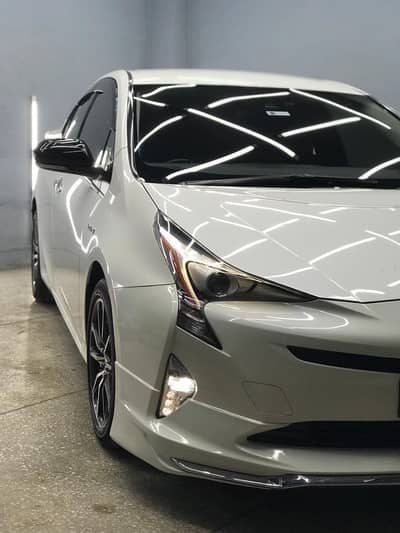 Toyota Prius 2018