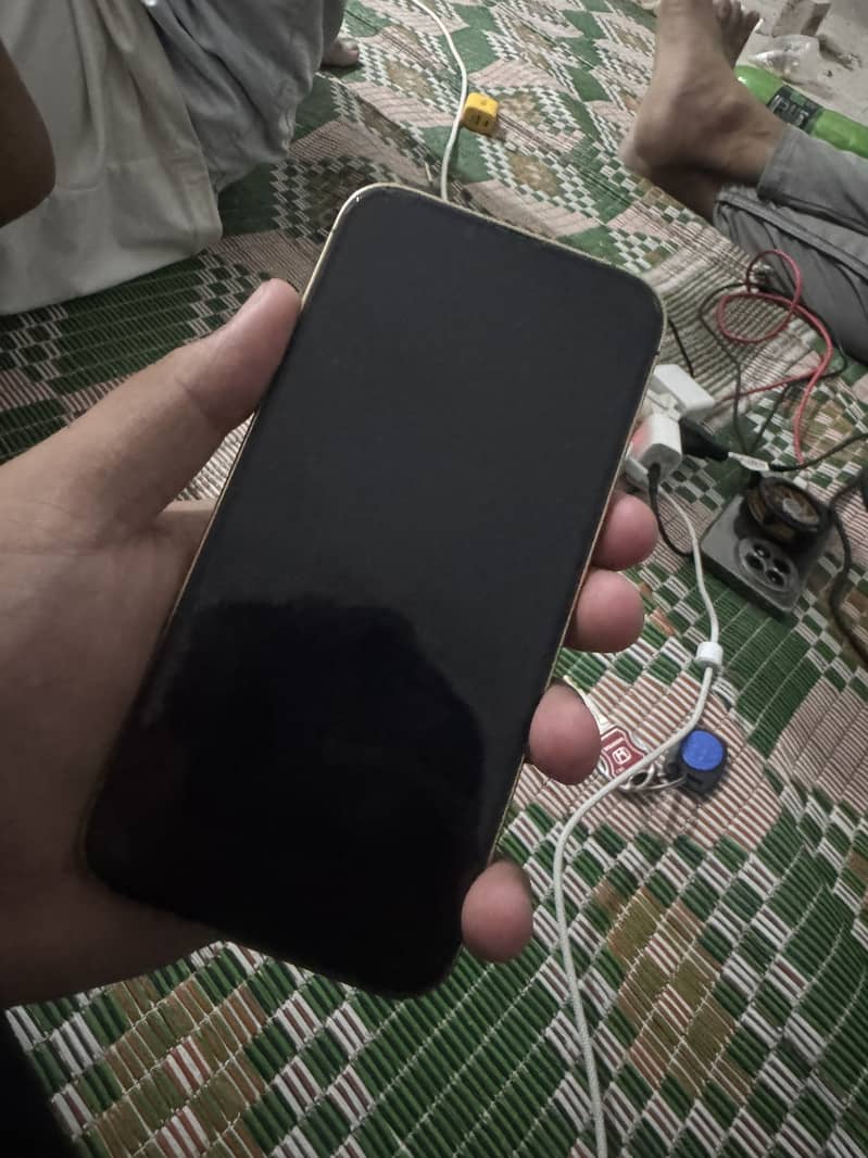 Apple iPhone 13 Pro 2