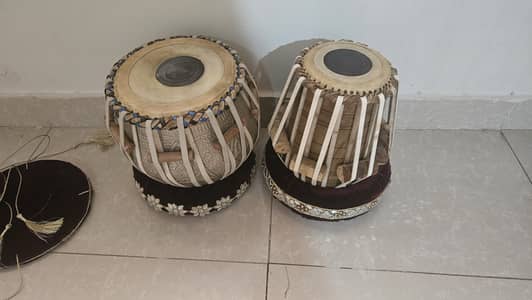 Traditional Tabla Set with Cushions - Excellent Condition, Ready to Pl