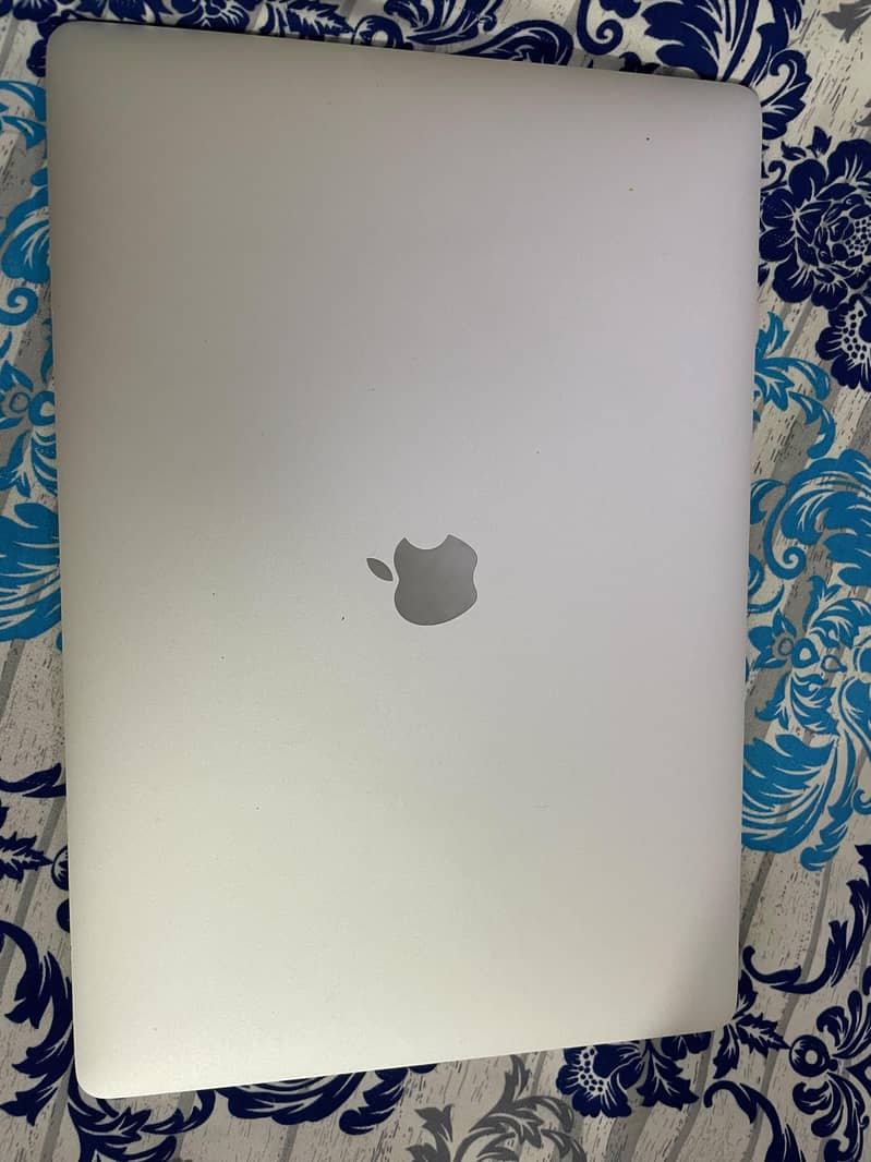 Macbook Pro 2017 1