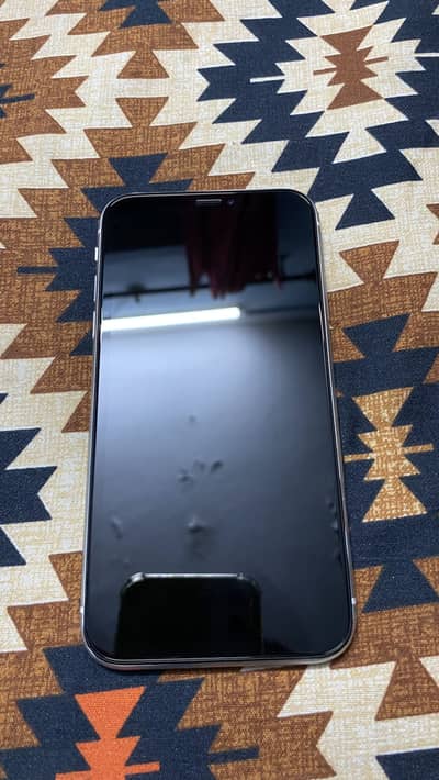 iPhone XR For Sale In Lush Condition.