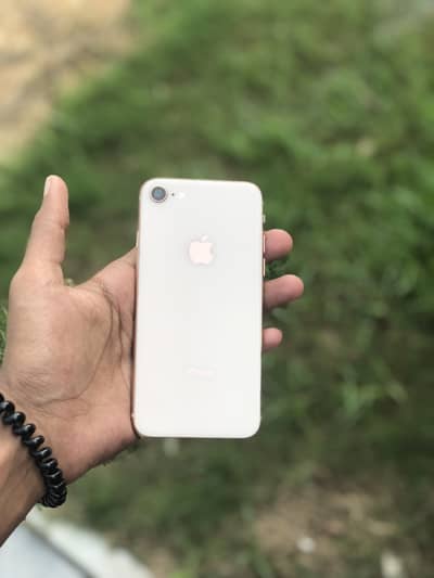 Apple iPhone 8