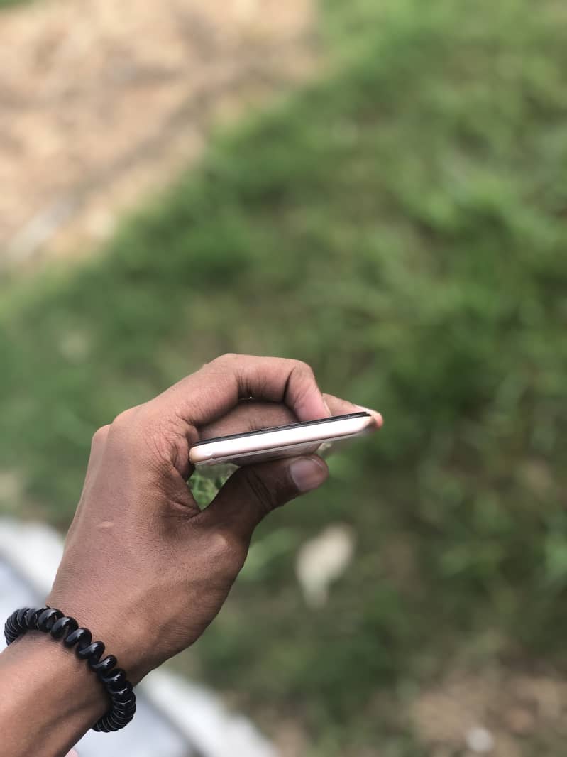 Apple iPhone 8 2