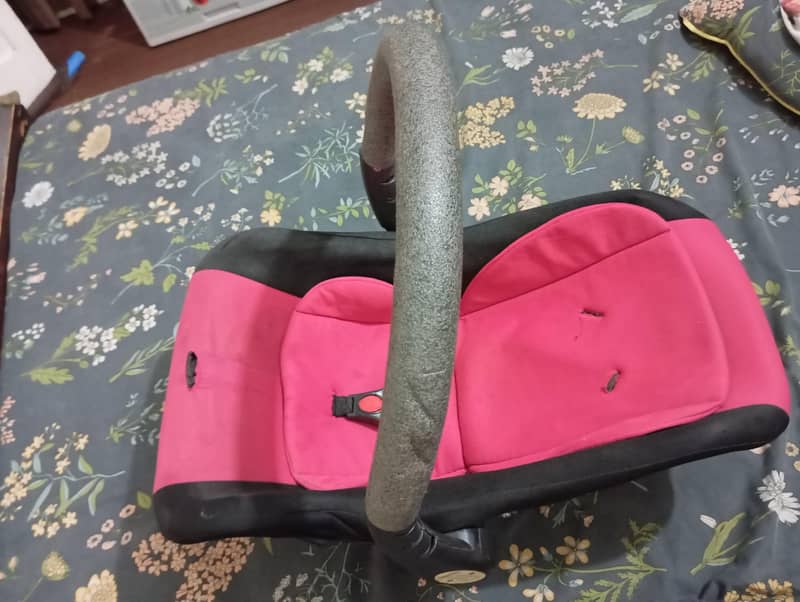 Carry Cot 1