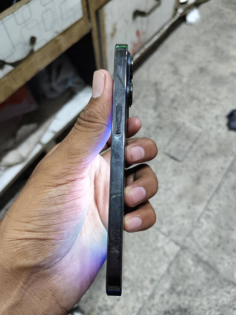 Apple iPhone 13 Pro 5