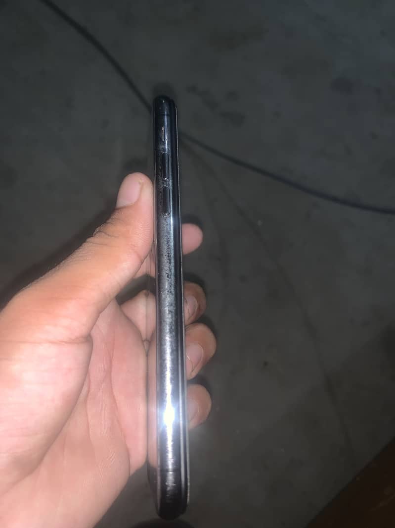 Apple iPhone X 1