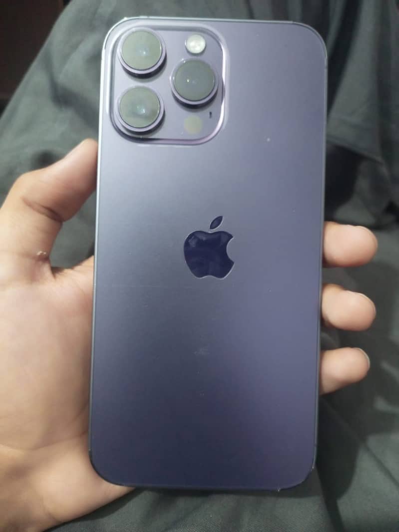 Apple iPhone 14 Pro Max 3
