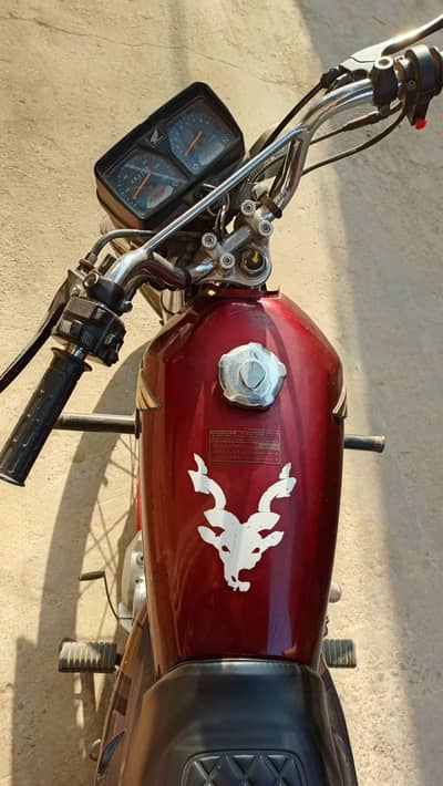 Honda 125 self start total Original Condition 