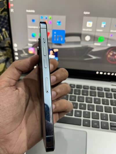 Apple iPhone 13 Pro