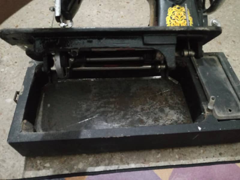 Faisal Sewing Machine 1
