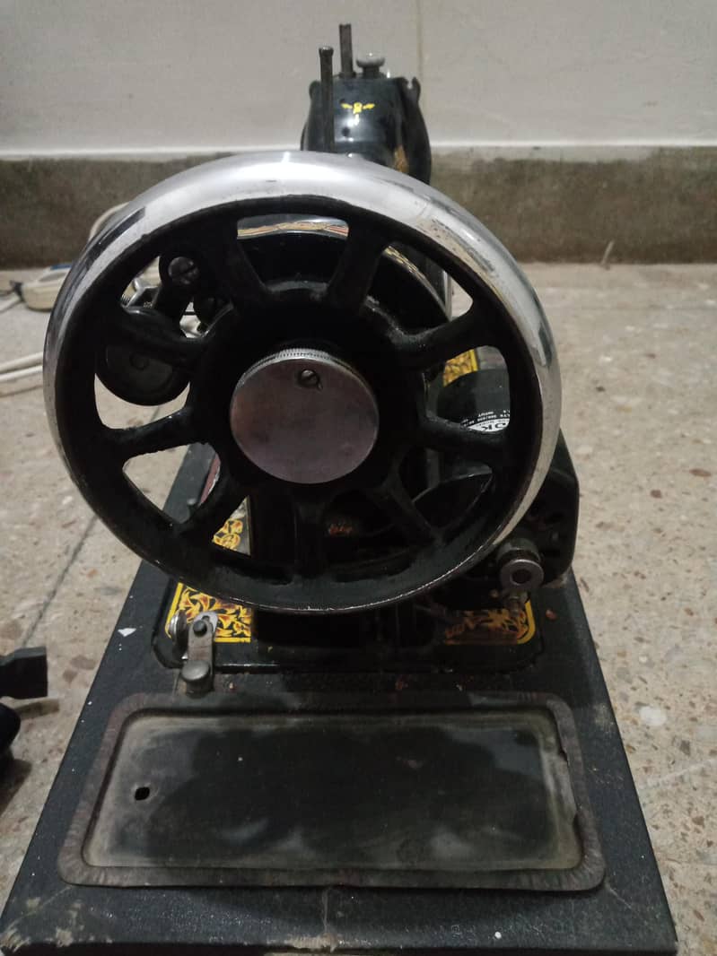 Faisal Sewing Machine 4