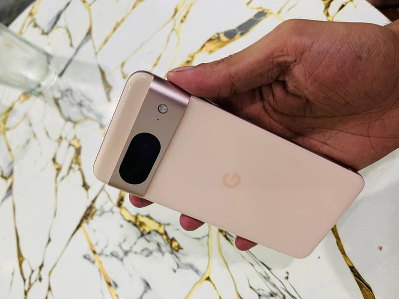 Google pixel 8 6