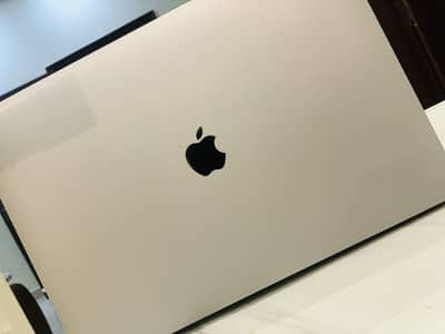 Apple MacBook pro 2017