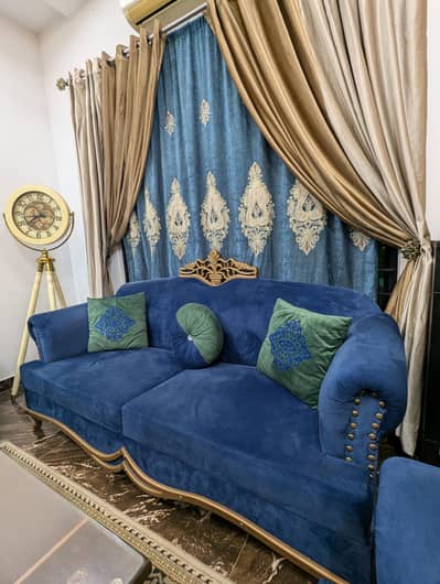 Elegant Royal Blue 7-Seater Velvet Sofa Set with Carved Wooden Crowns