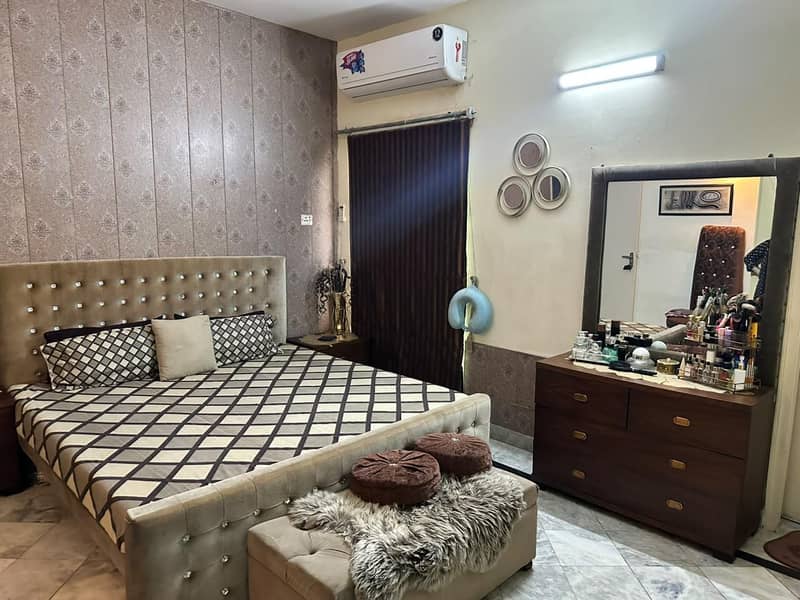 complete bed set 0