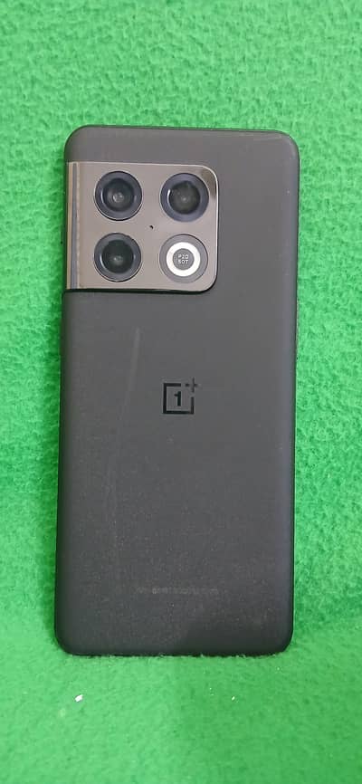 One Plus 10 Pro