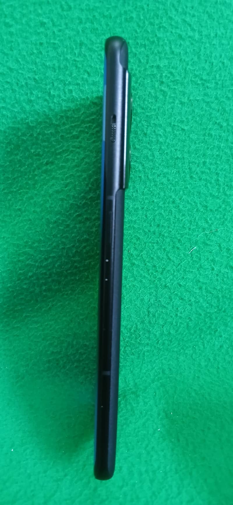 One Plus 10 Pro 4